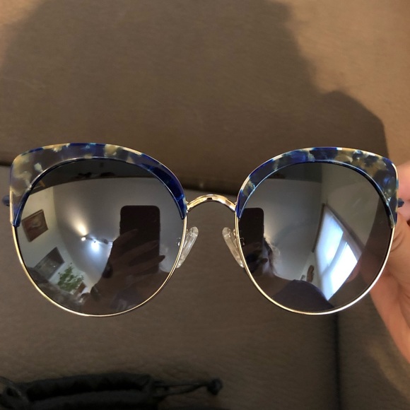 NIB Balmain BL2509 Blue Tortoise CatEye Sunglasses - Picture 7 of 10